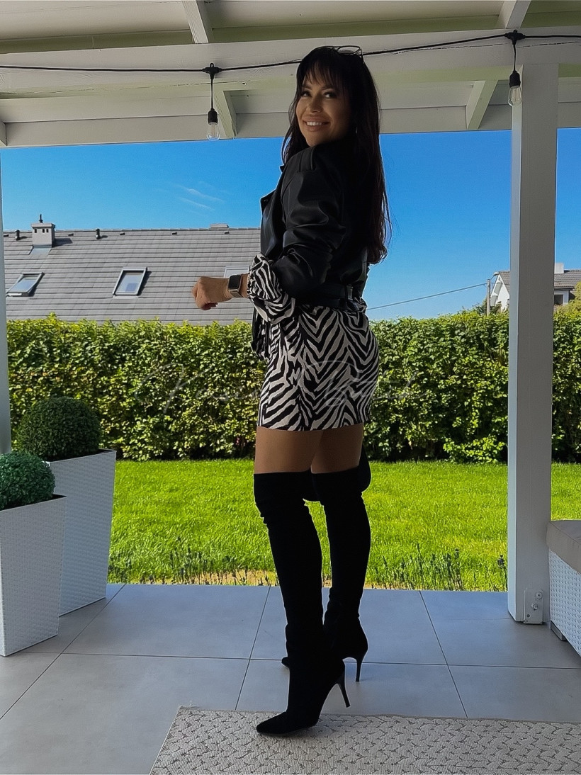 3687117-5.webp