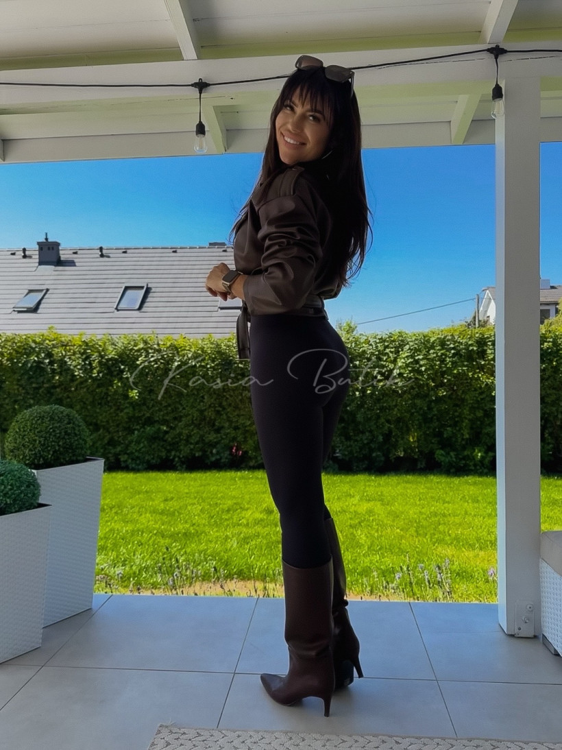 3687153-7.webp