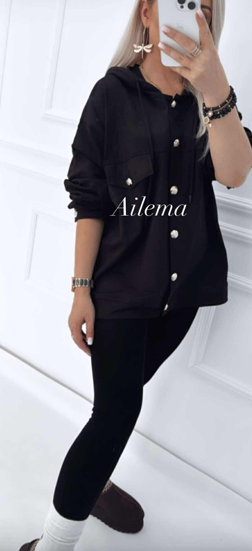 3721389-2.webp