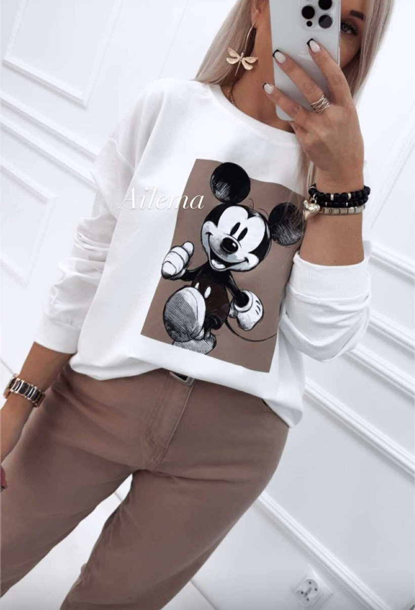 3726731-4.webp
