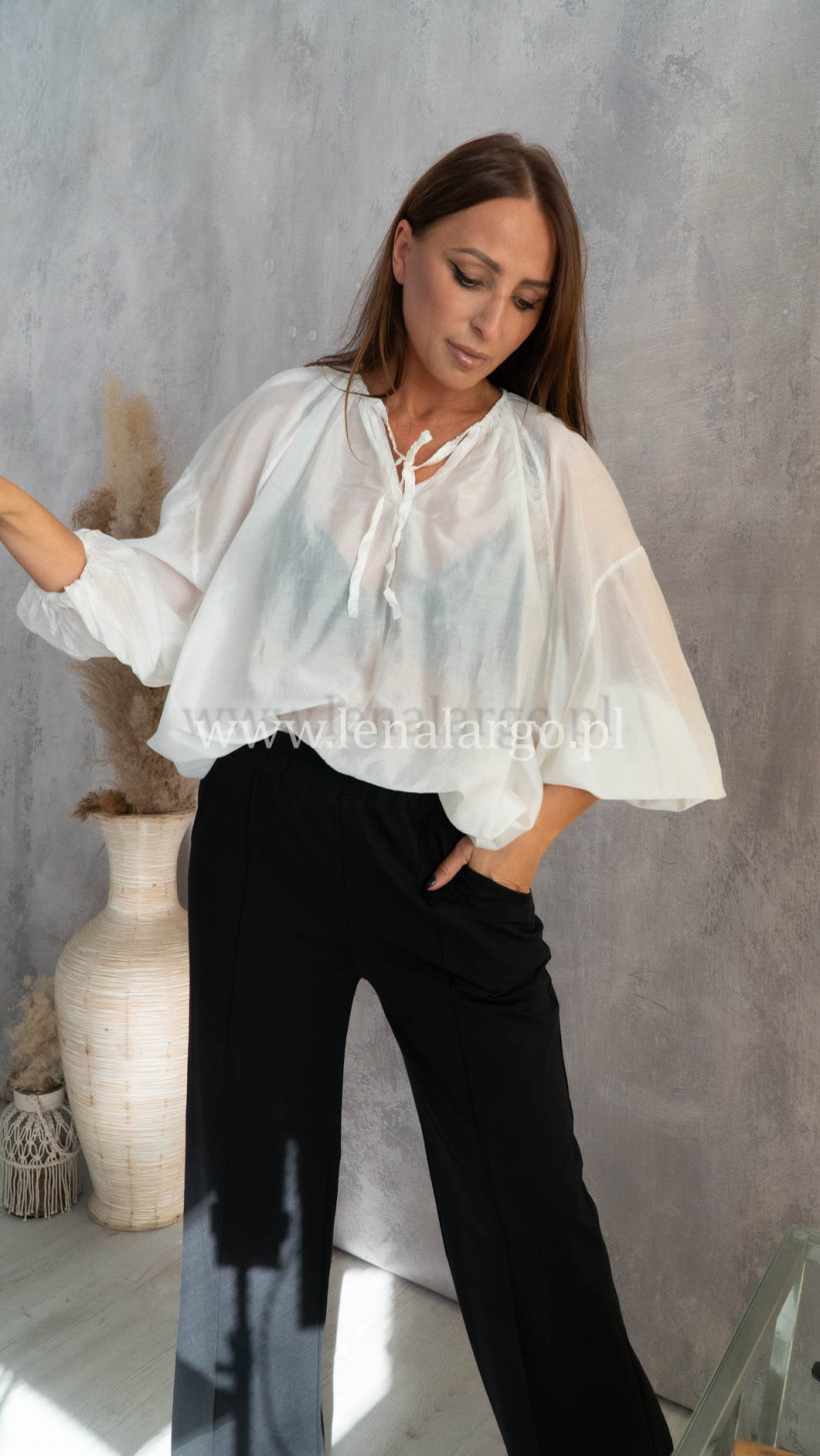 3737191-4.webp