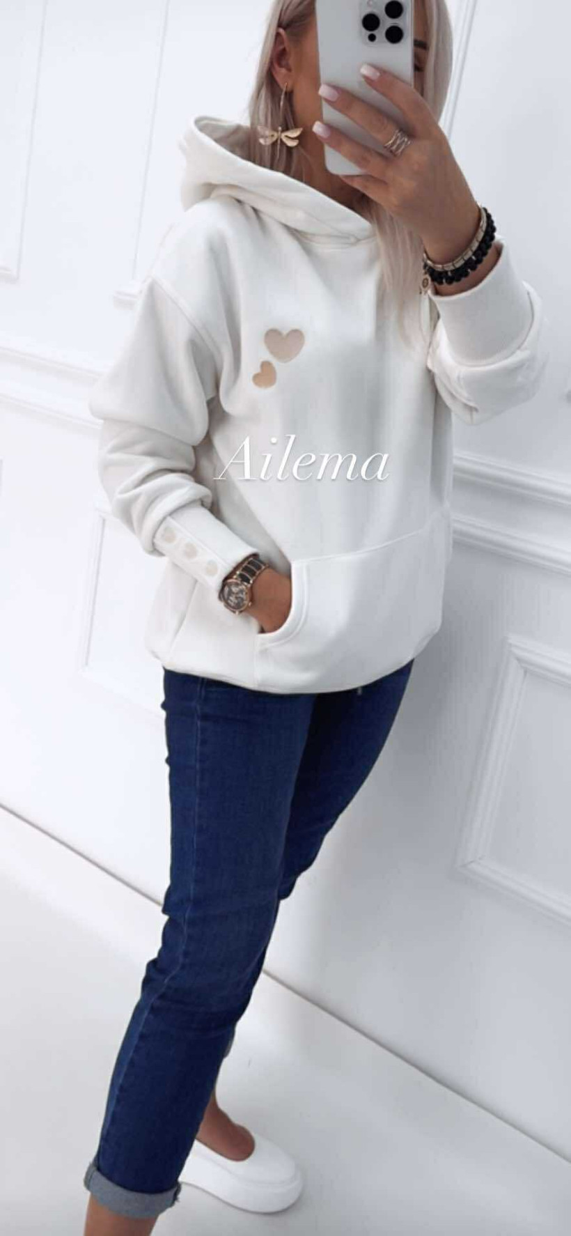 3764121-1.webp