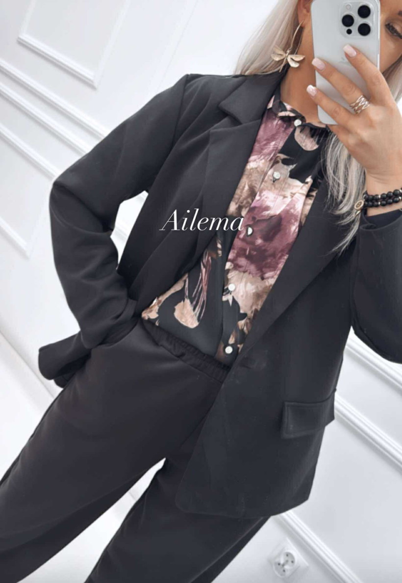 3812098-1.webp