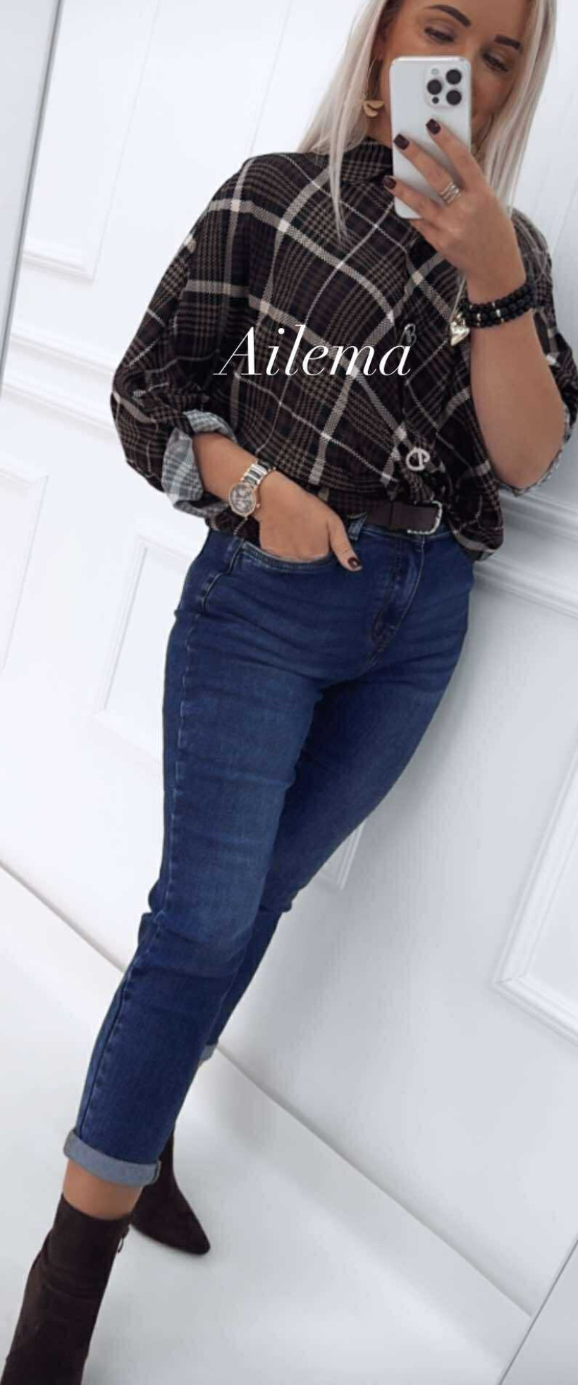 3857896-0.webp