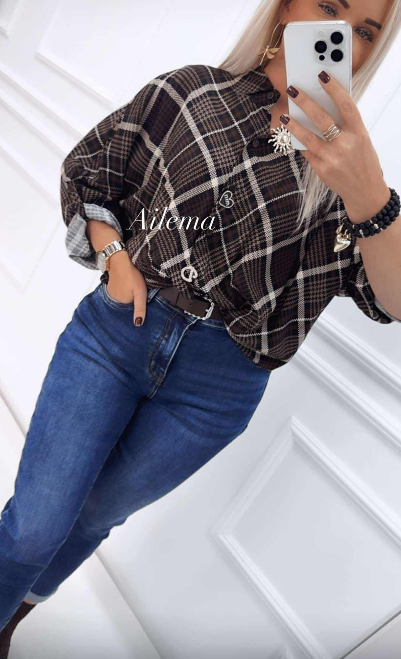 3857896-2.webp