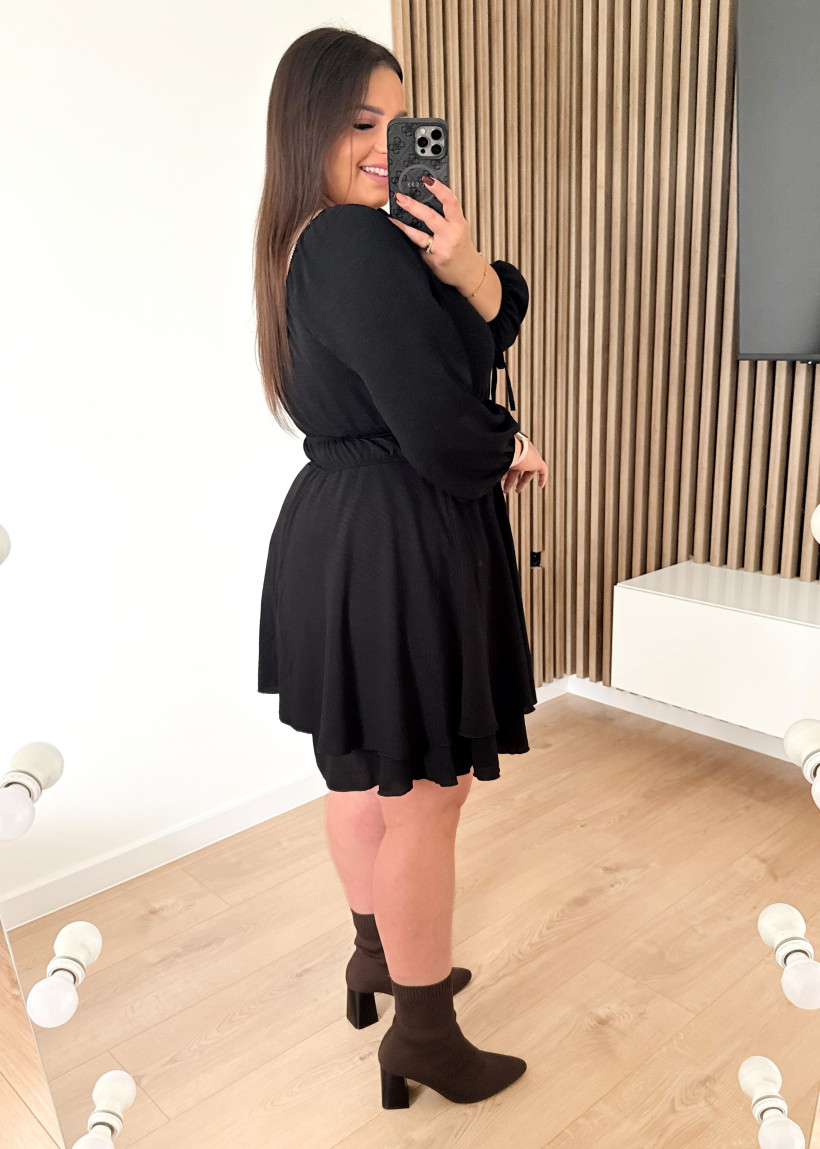3880948-1.webp