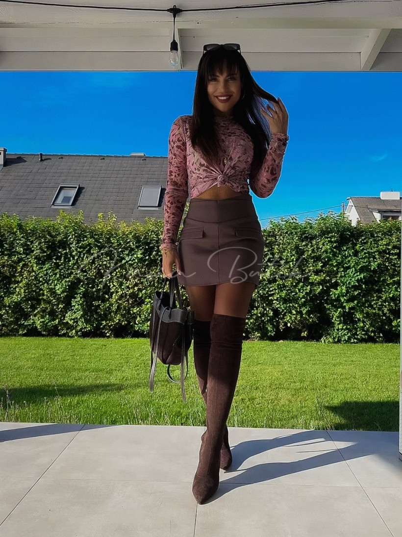 3899536-2.webp
