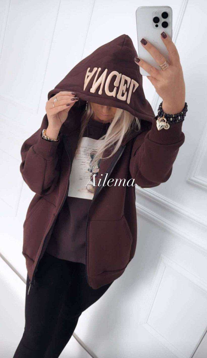 3901692-4.webp