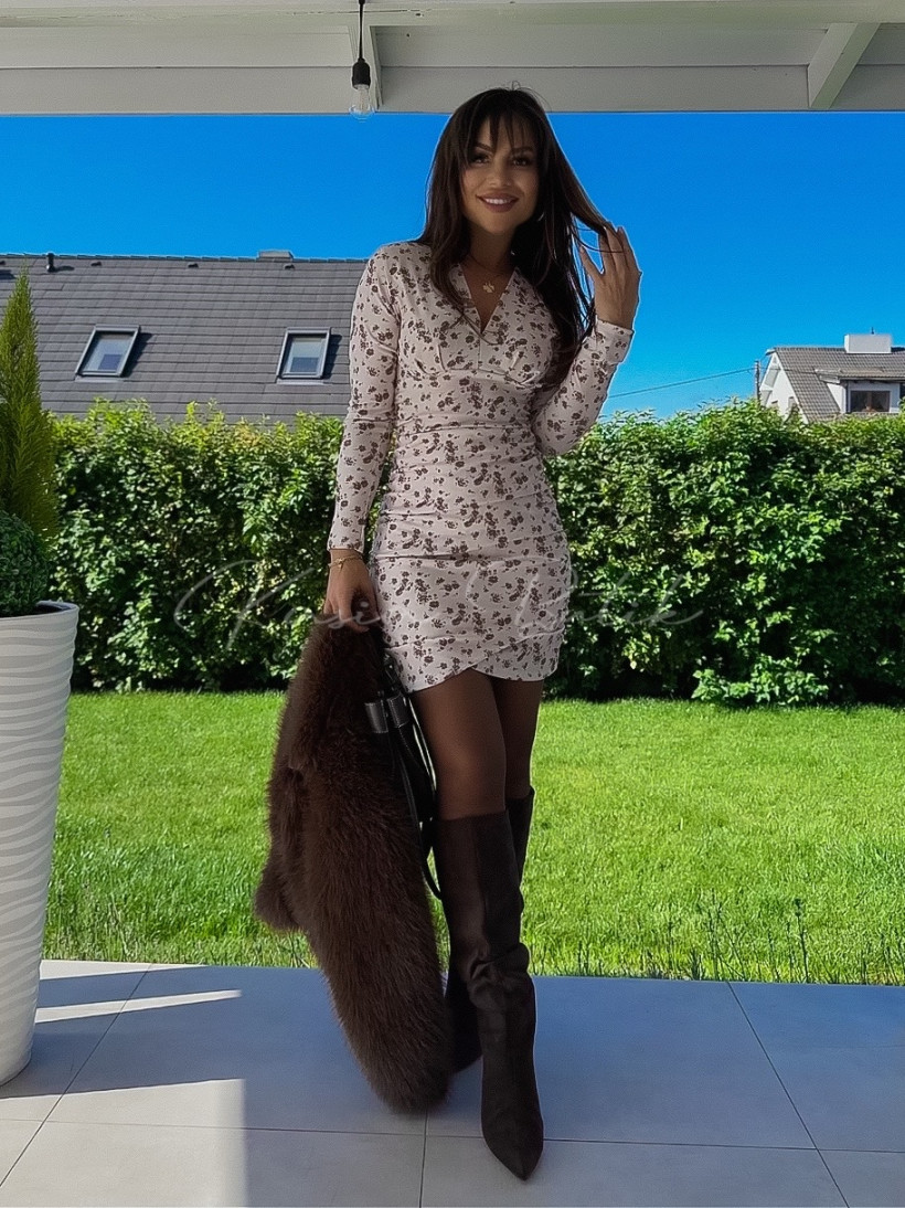 3904294-2.webp