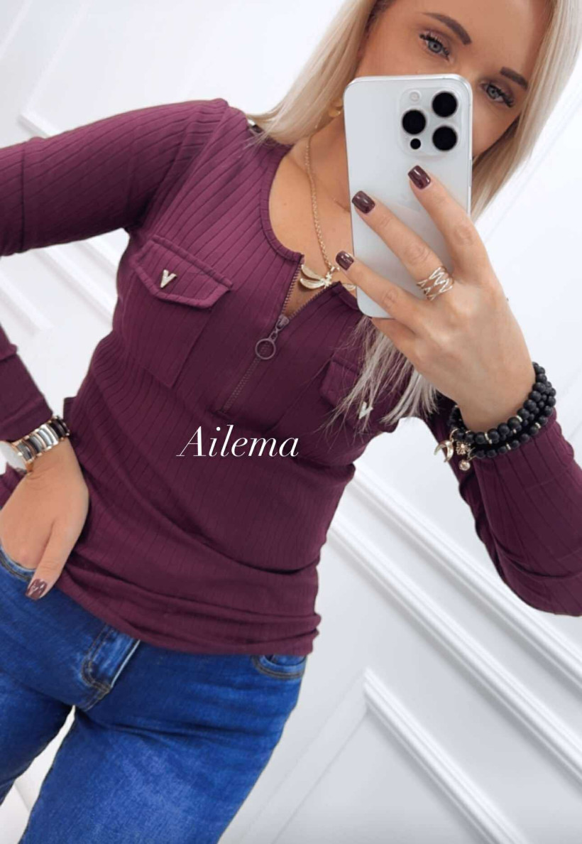 3915286-2.webp