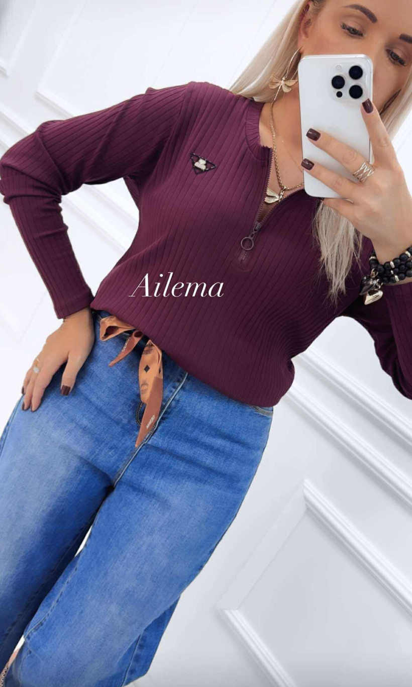 3915612-2.webp