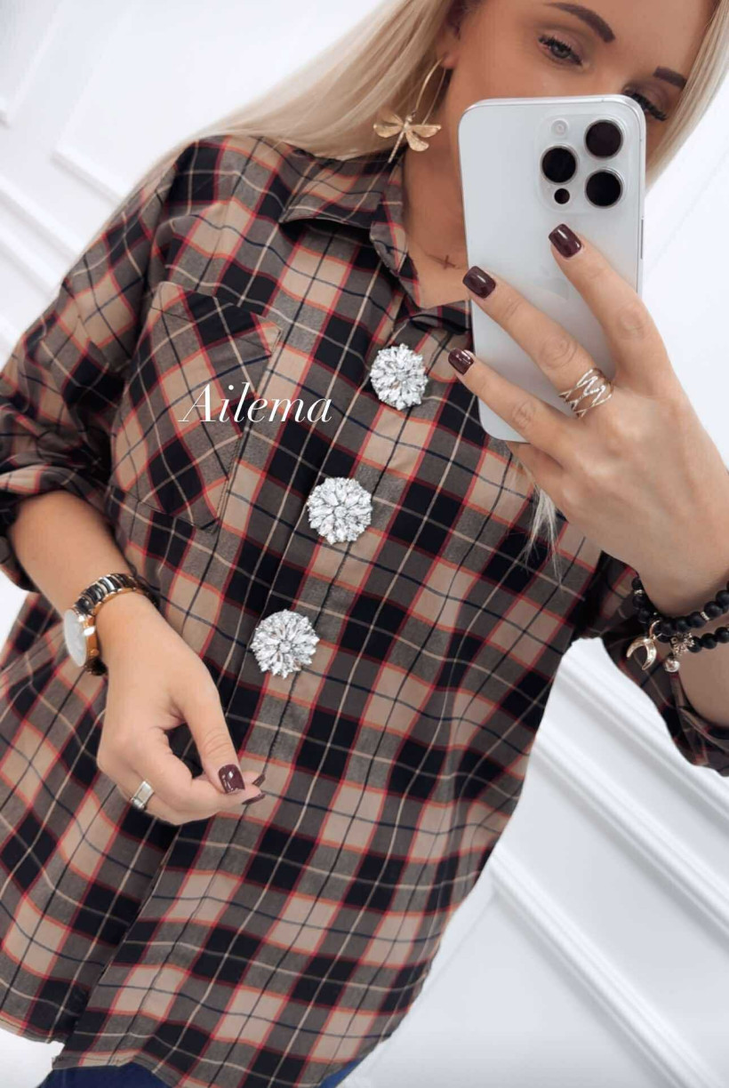 3957813-4.webp